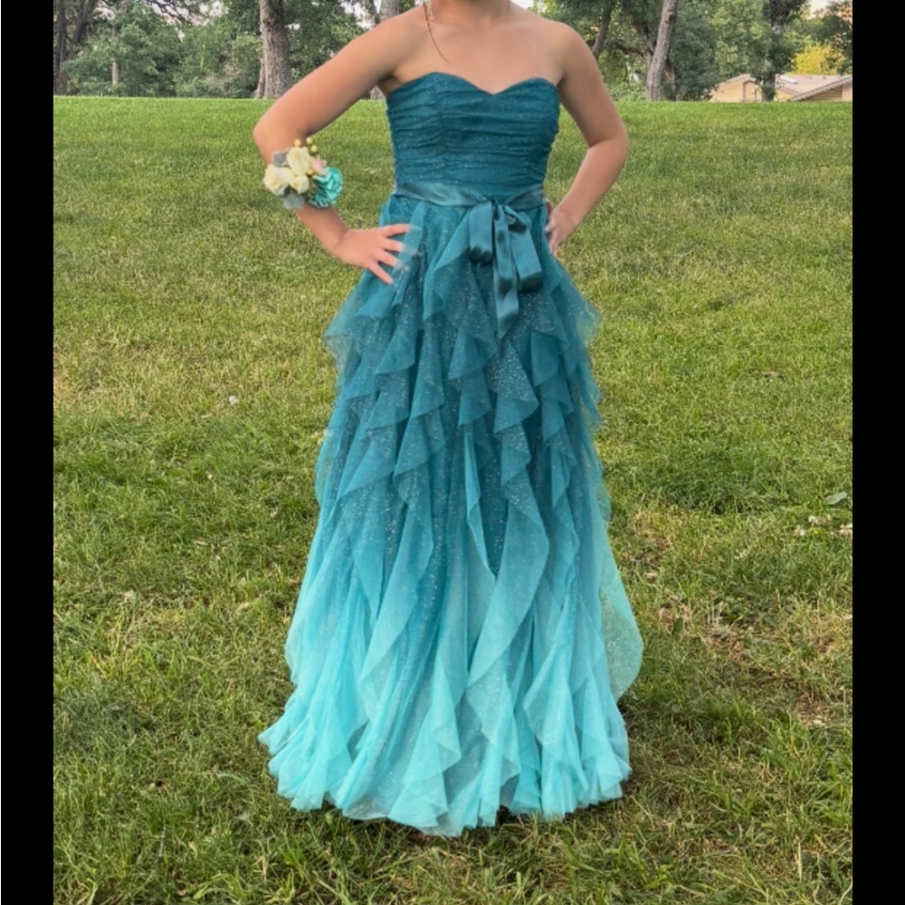 Blue ombré prom dress